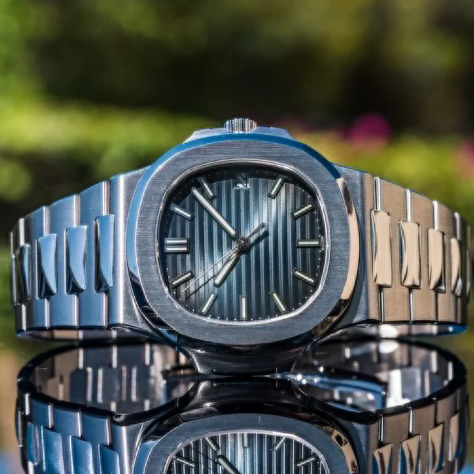 Luxury Timepieces – Eclipse Blue Signature Edition
