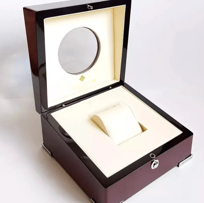 Luxury Timepieces – Heritage Rose Gold Chronograph Edition