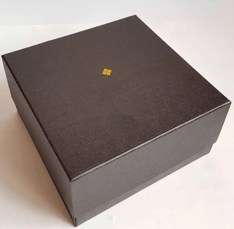 Luxury Timepieces – Heritage Rose Gold Chronograph Edition