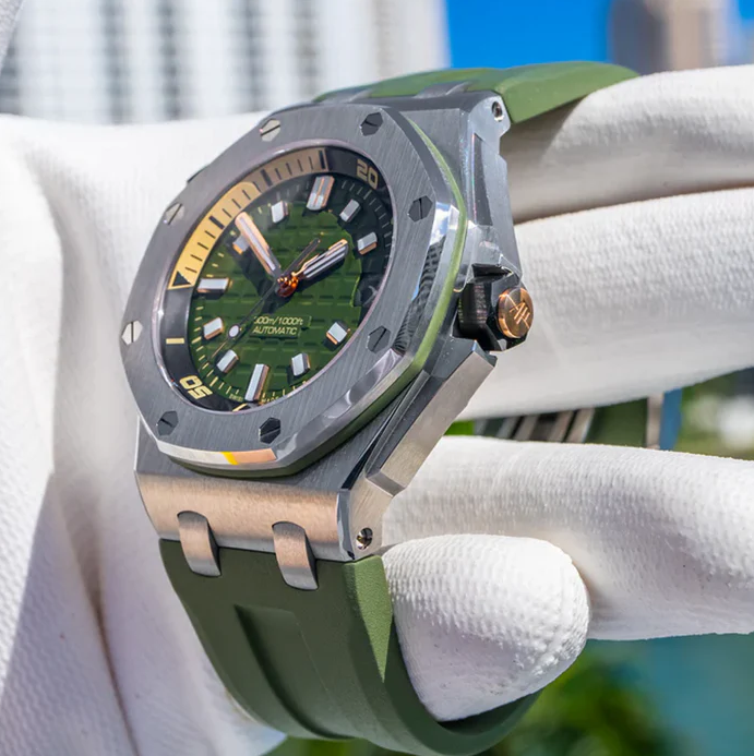 Luxury Timepieces – Tactical Green Dive Edition